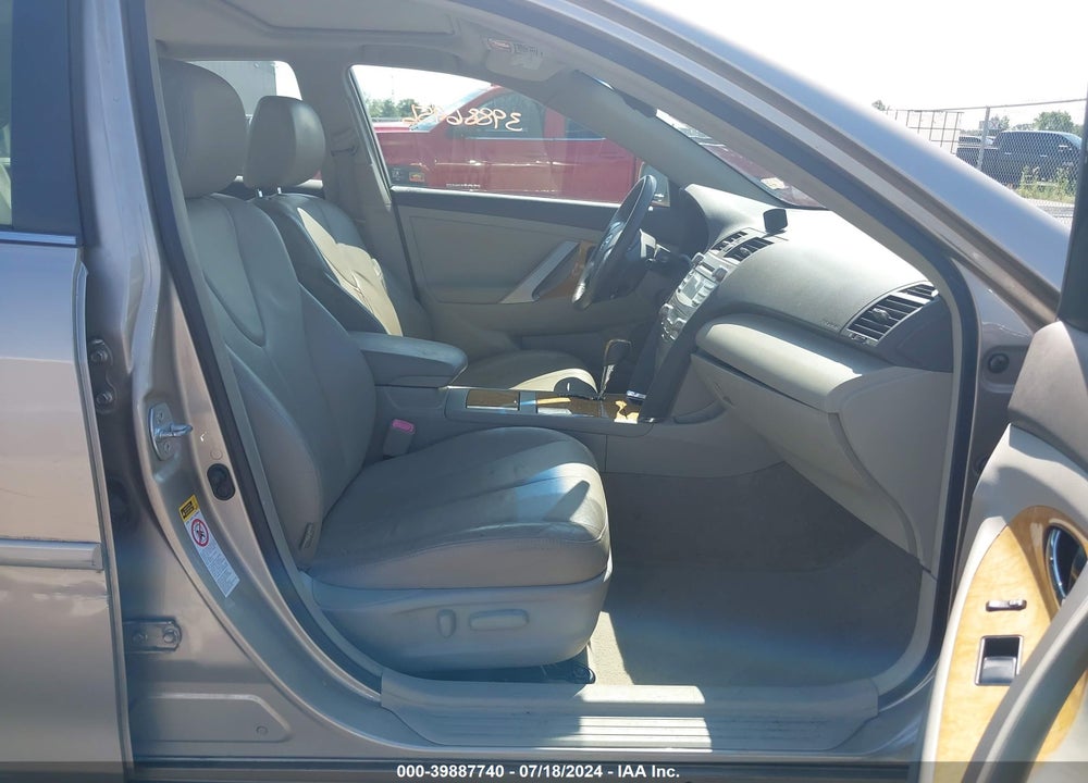 2007 TOYOTA CAMRY XLE VIN: JTNBE46K773118450