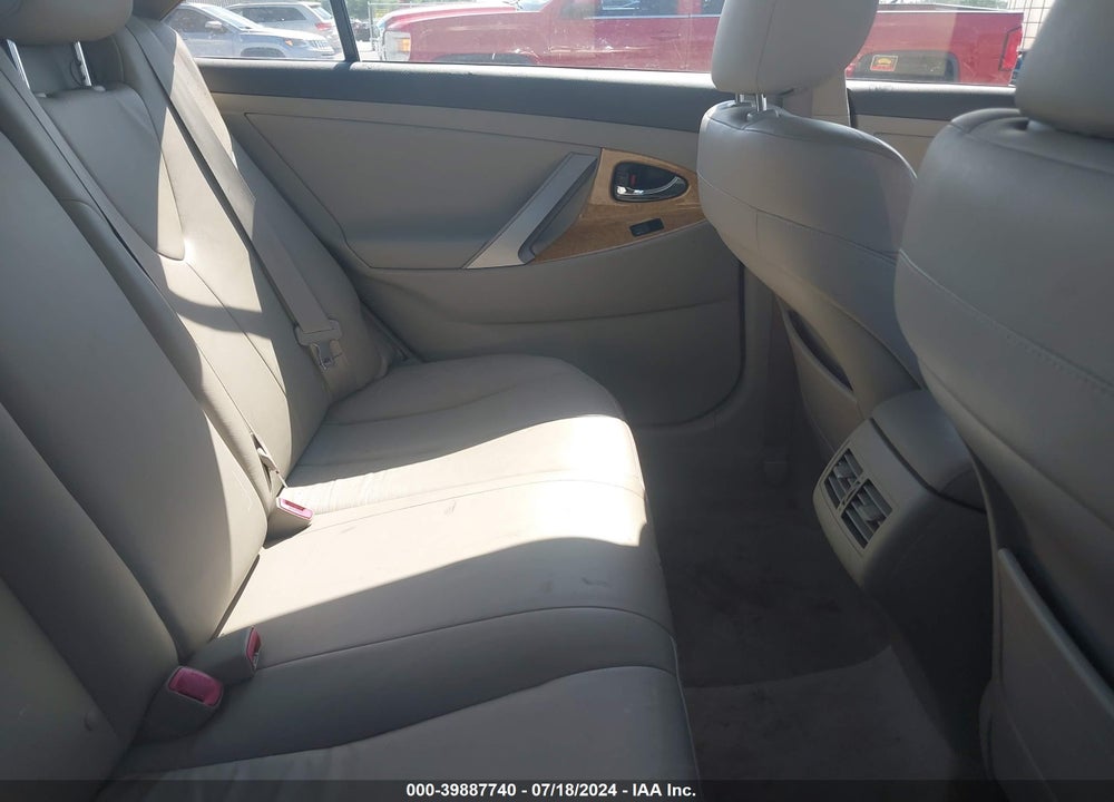 2007 TOYOTA CAMRY XLE VIN: JTNBE46K773118450