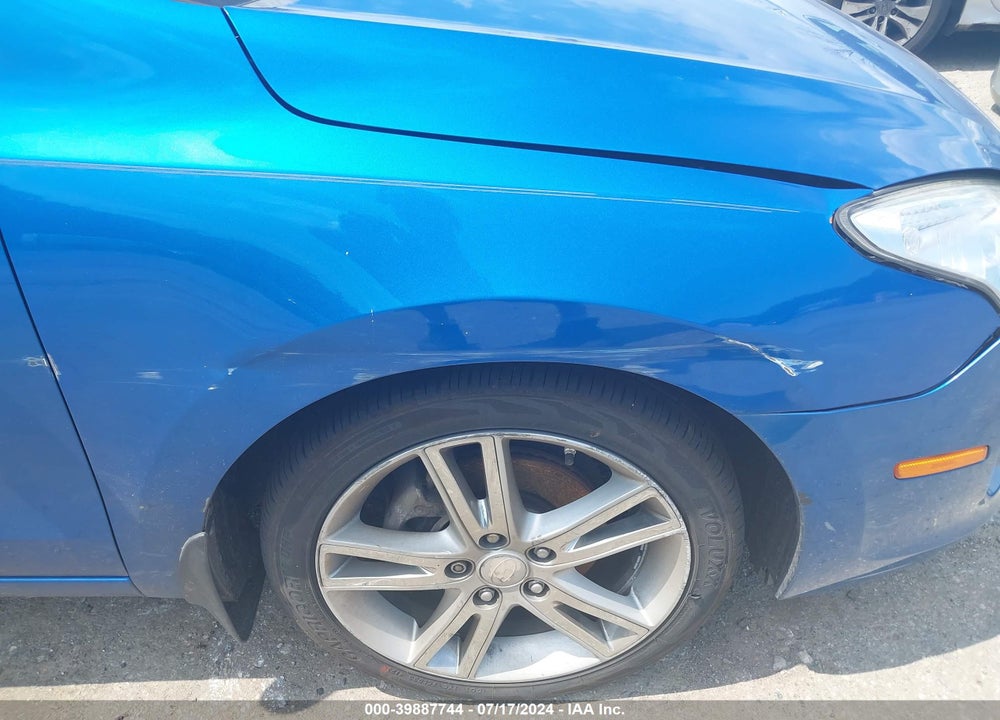 2010 HYUNDAI ELANTRA TOURING SE VIN: KMHDC8AE8AU079845