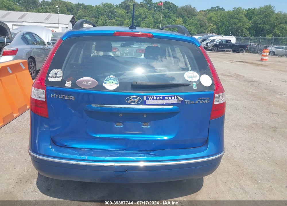2010 HYUNDAI ELANTRA TOURING SE VIN: KMHDC8AE8AU079845
