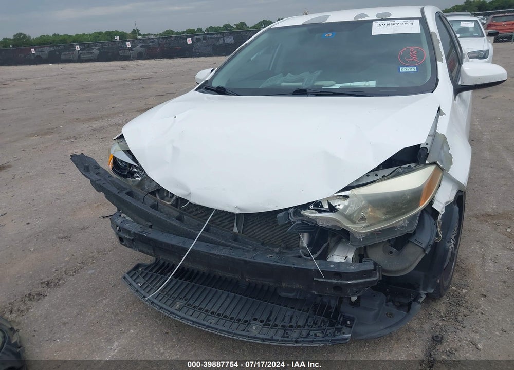 2015 TOYOTA COROLLA LE VIN: 5YFBURHE9FP293168
