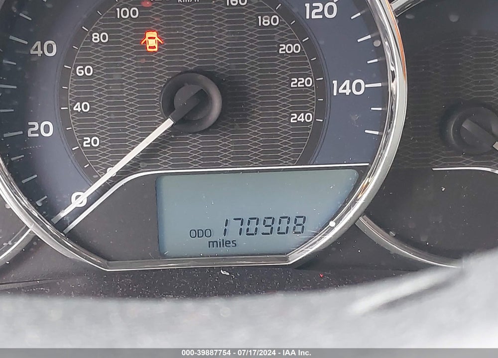 2015 TOYOTA COROLLA LE VIN: 5YFBURHE9FP293168
