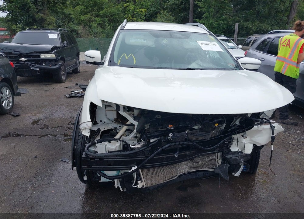 2017 NISSAN ROGUE SV VIN: 5N1AT2MV9HC893031
