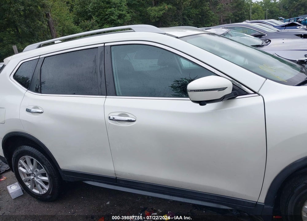 2017 NISSAN ROGUE SV VIN: 5N1AT2MV9HC893031
