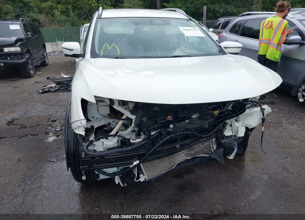 2017 NISSAN ROGUE SV VIN: 5N1AT2MV9HC893031