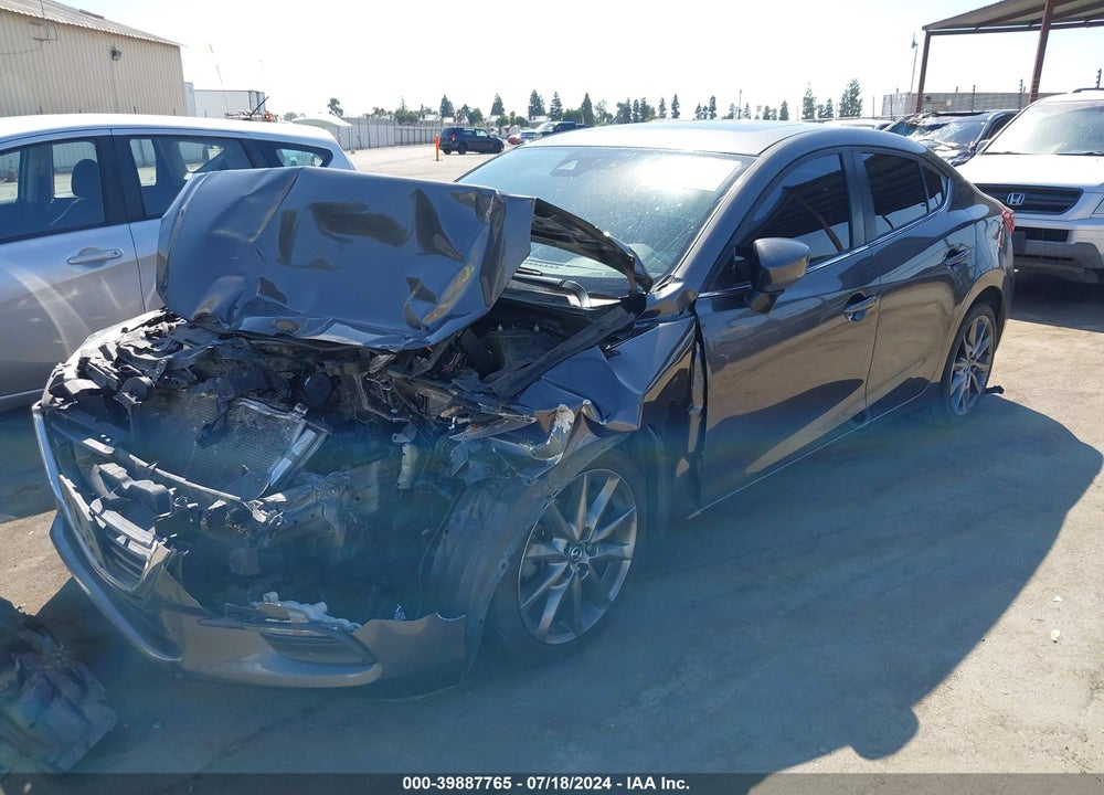2018 MAZDA 3 TOURING VIN: 3MZBN1V32JM186185