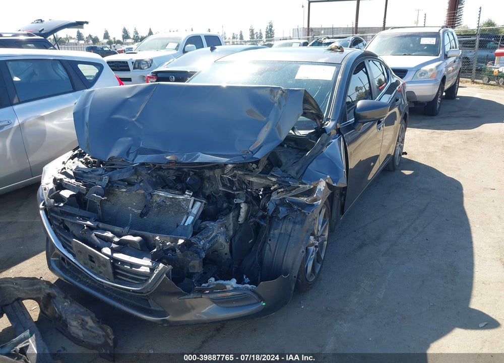 2018 MAZDA 3 TOURING VIN: 3MZBN1V32JM186185