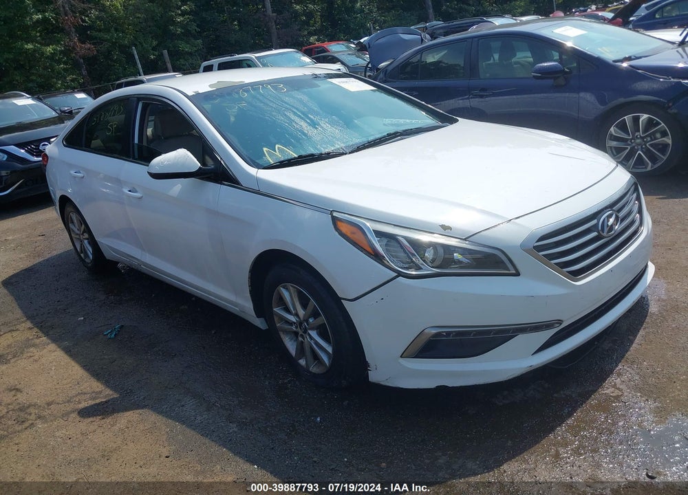 2015 HYUNDAI SONATA SE VIN: 5NPE24AF1FH209253