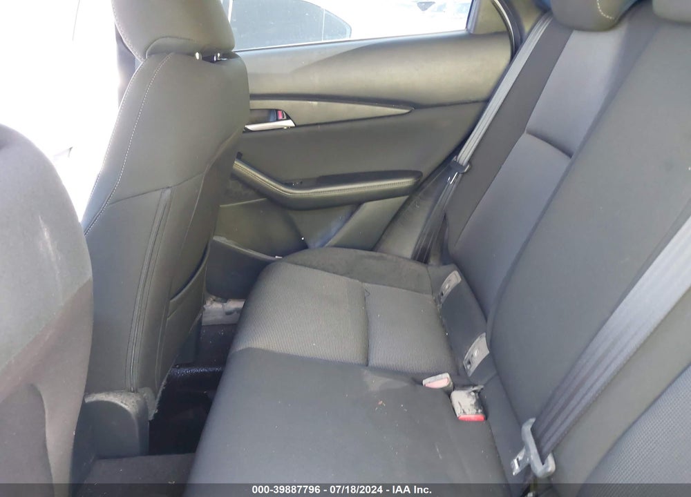 2022 MAZDA CX-30 2.5 S VIN: 3MVDMBAL9NM408400