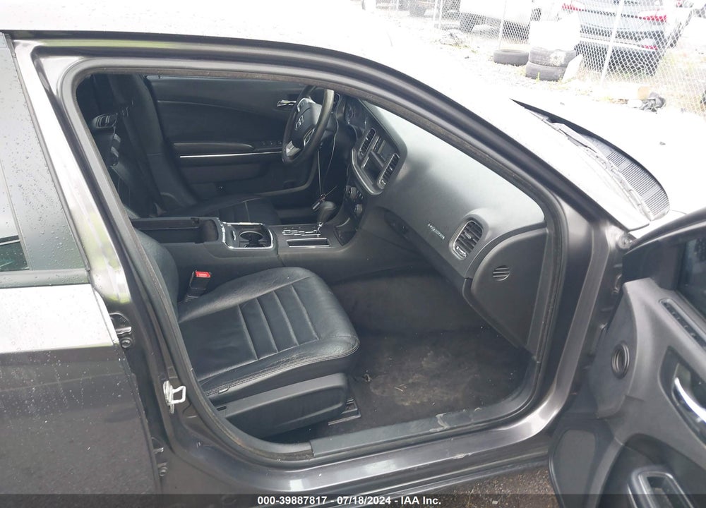 2013 DODGE CHARGER SE VIN: 2C3CDXBG4DH637581
