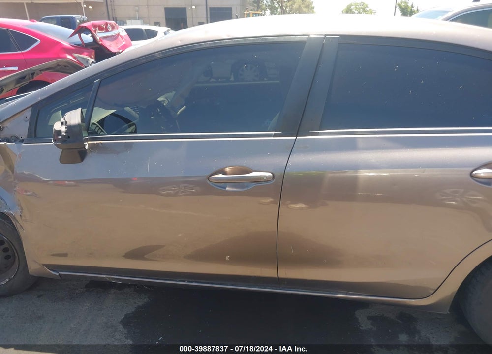 2012 HONDA CIVIC LX VIN: JHMFB2F5XCS003336