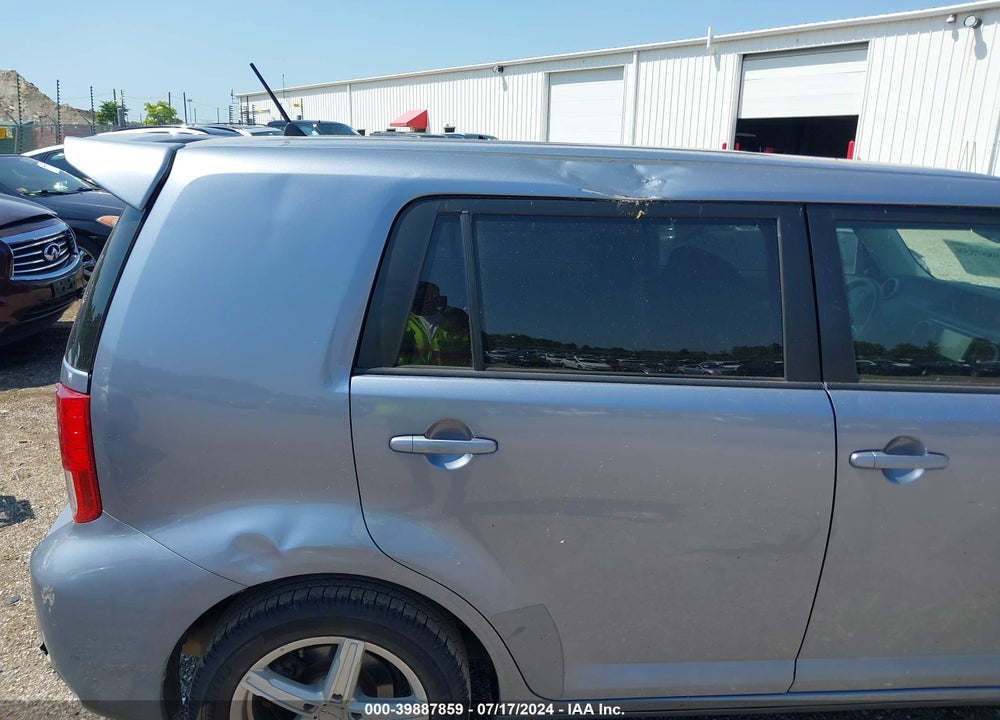 2011 SCION XB VIN: JTLZE4FE5B1136581