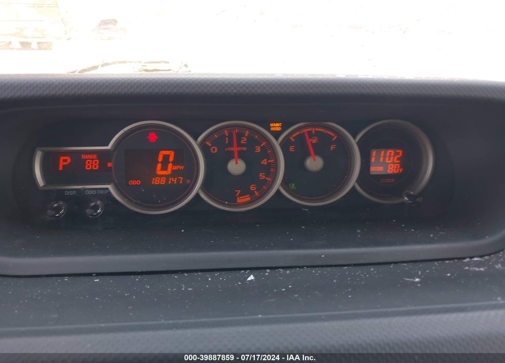2011 SCION XB VIN: JTLZE4FE5B1136581