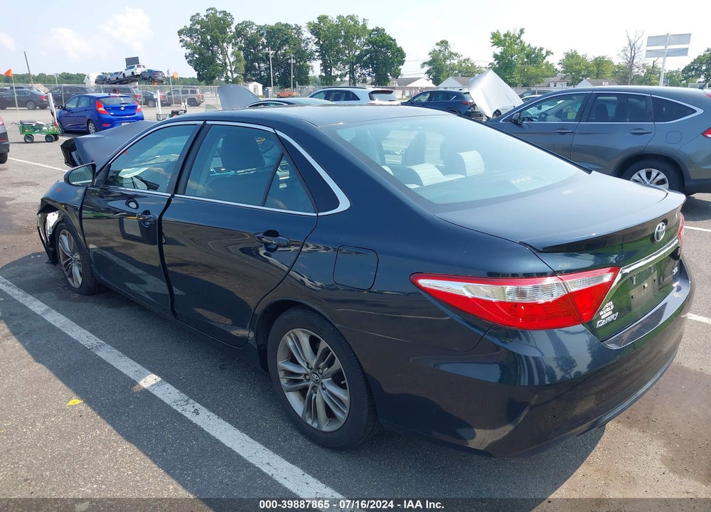 2017 TOYOTA CAMRY SE VIN: 4T1BF1FK2HU618152
