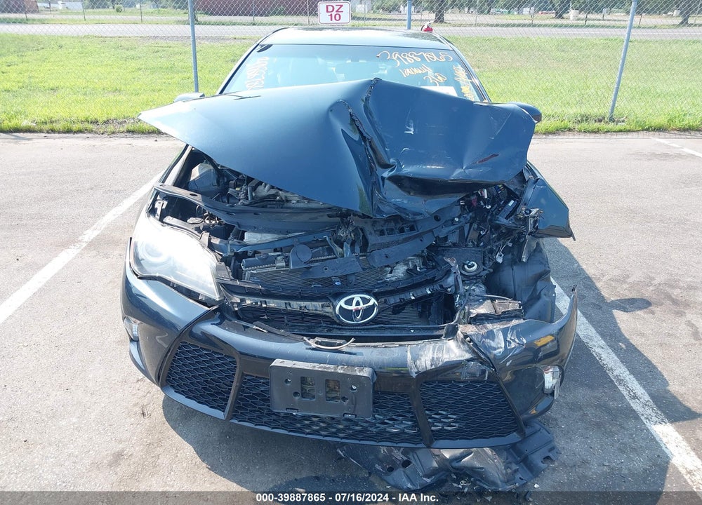 2017 TOYOTA CAMRY SE VIN: 4T1BF1FK2HU618152