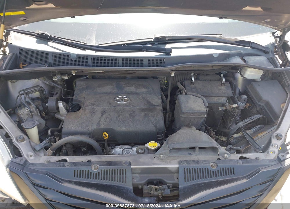 2011 TOYOTA SIENNA BASE V6 VIN: 5TDZK3DC9BS106681