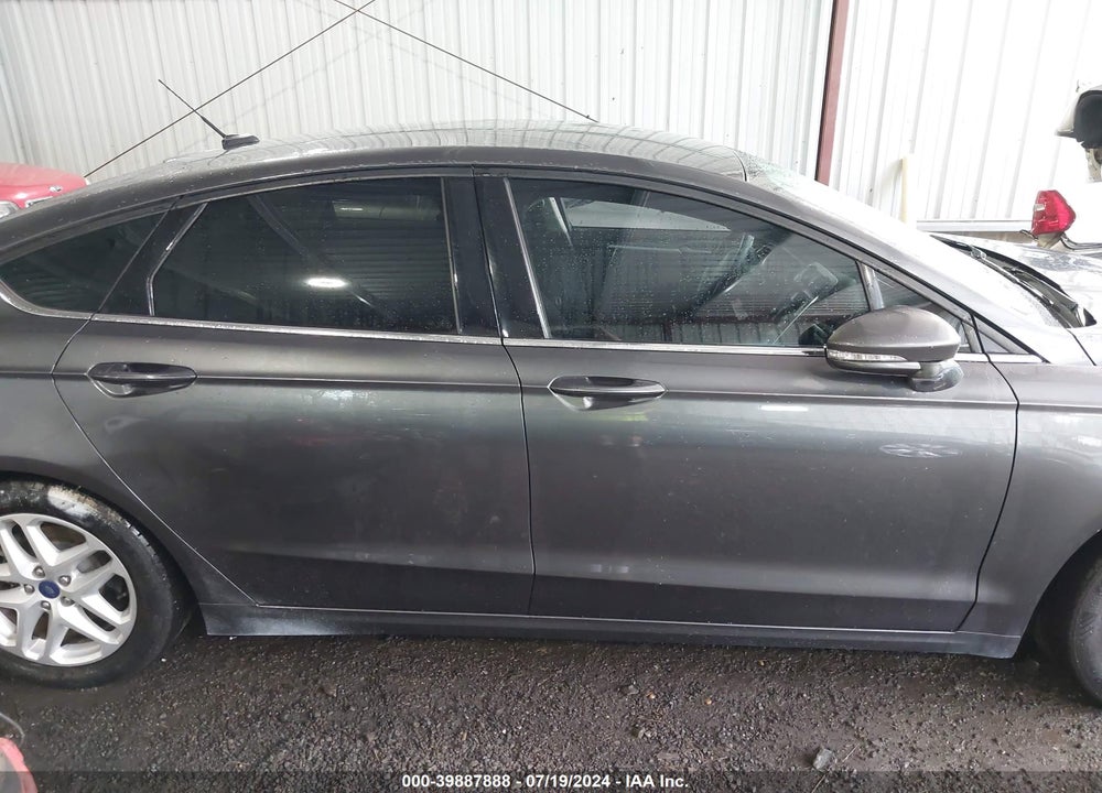 2015 FORD FUSION SE VIN: 3FA6P0H70FR122055