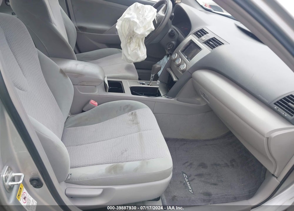 2011 TOYOTA CAMRY LE VIN: 4T1BF3EK1BU685863