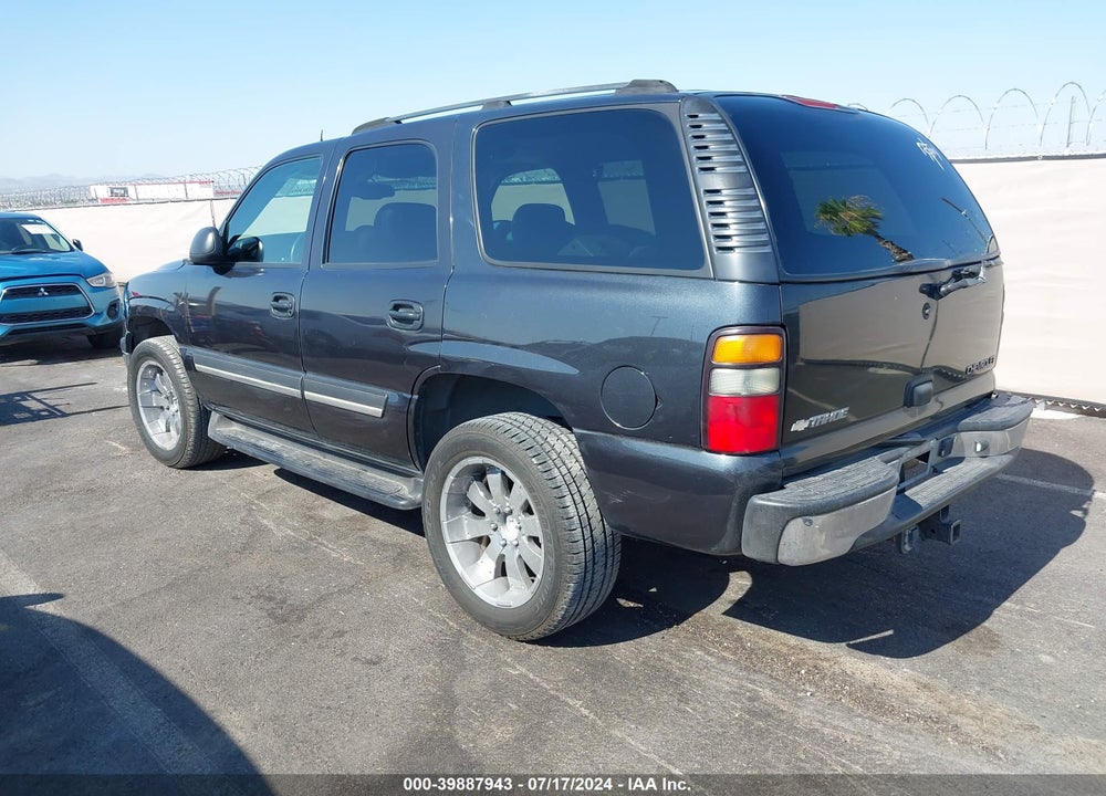 2005 CHEVROLET TAHOE LS VIN: 1GNEC13V55R143708