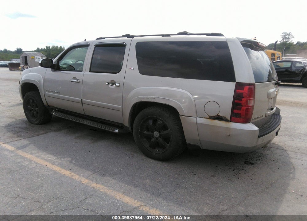 2007 CHEVROLET SUBURBAN 1500 LT VIN: 3GNFK16367G244583