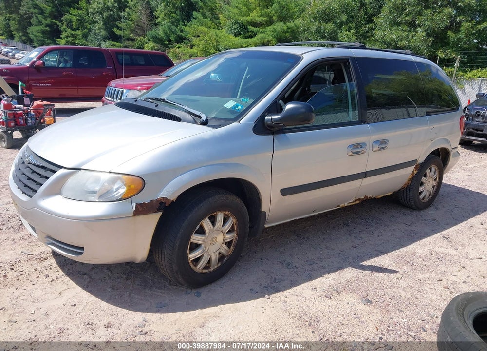 2005 CHRYSLER TOWN & COUNTRY VIN: 1C4GP45R45B361106