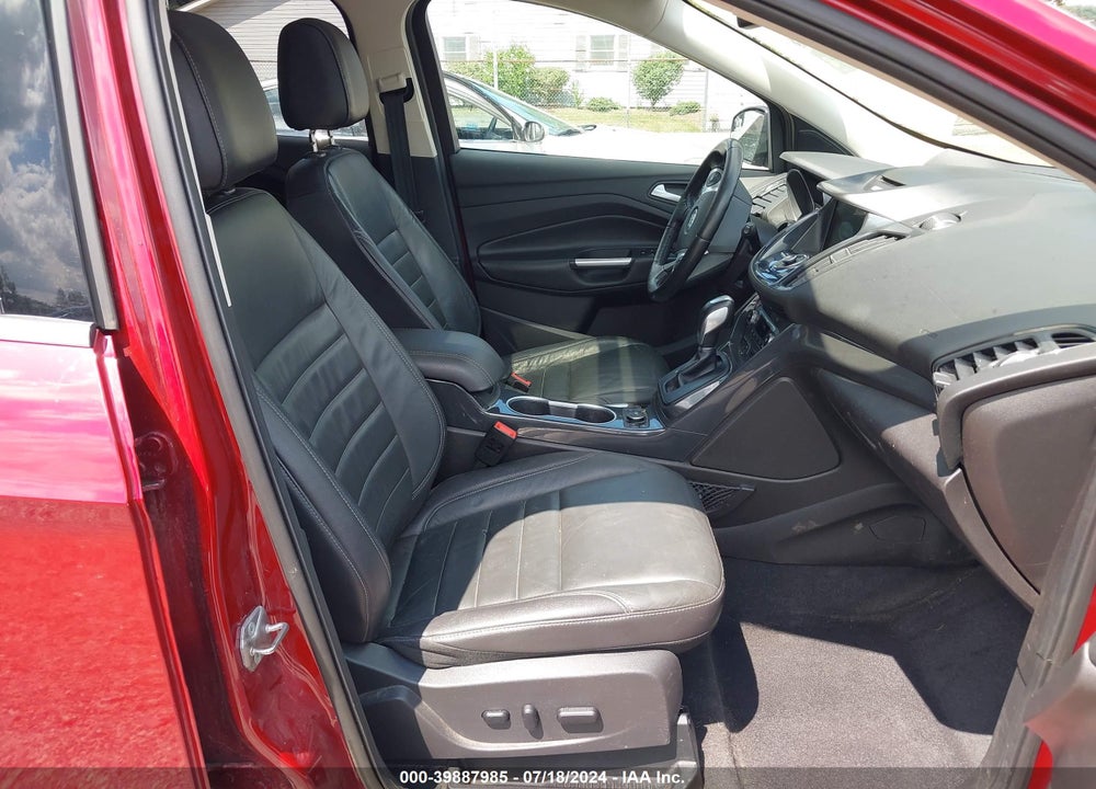 2016 FORD ESCAPE TITANIUM VIN: 1FMCU9JX2GUB92232