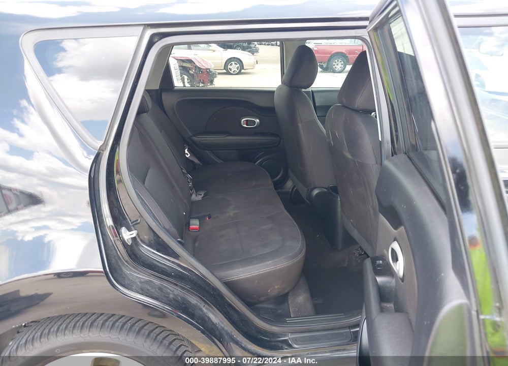 2016 KIA SOUL VIN: KNDJN2A2XG7396716