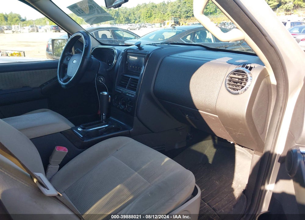 2008 FORD EXPLORER XLT VIN: 1FMEU73E78UA90029