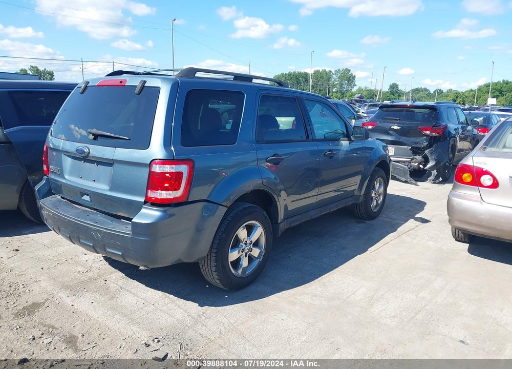 2010 FORD ESCAPE XLT VIN: 1FMCU0D70AKD38430