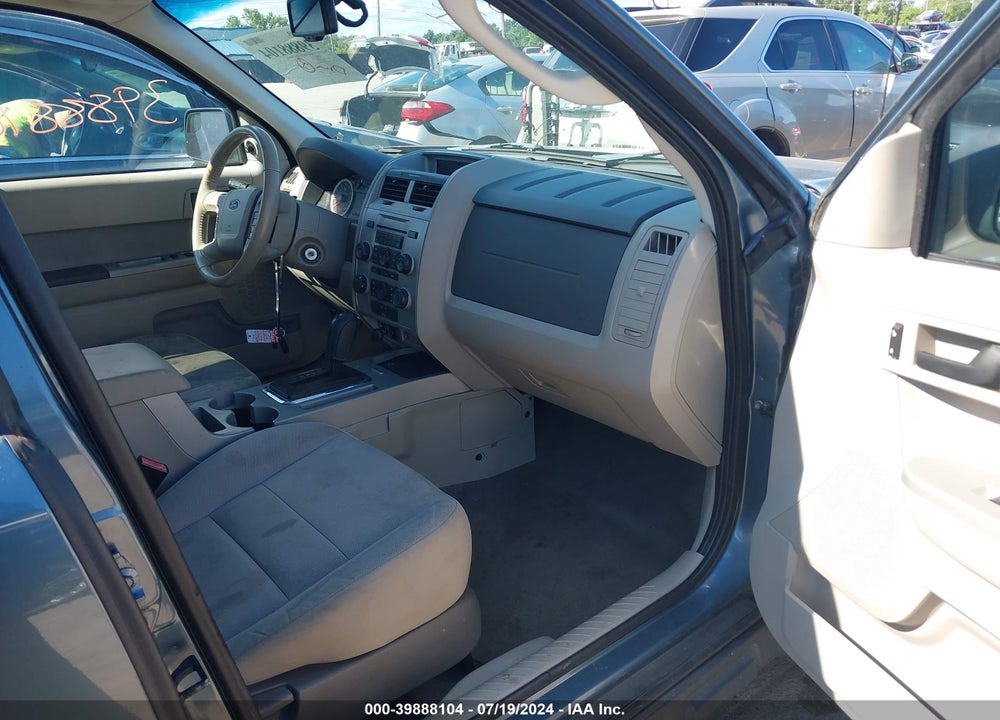 2010 FORD ESCAPE XLT VIN: 1FMCU0D70AKD38430
