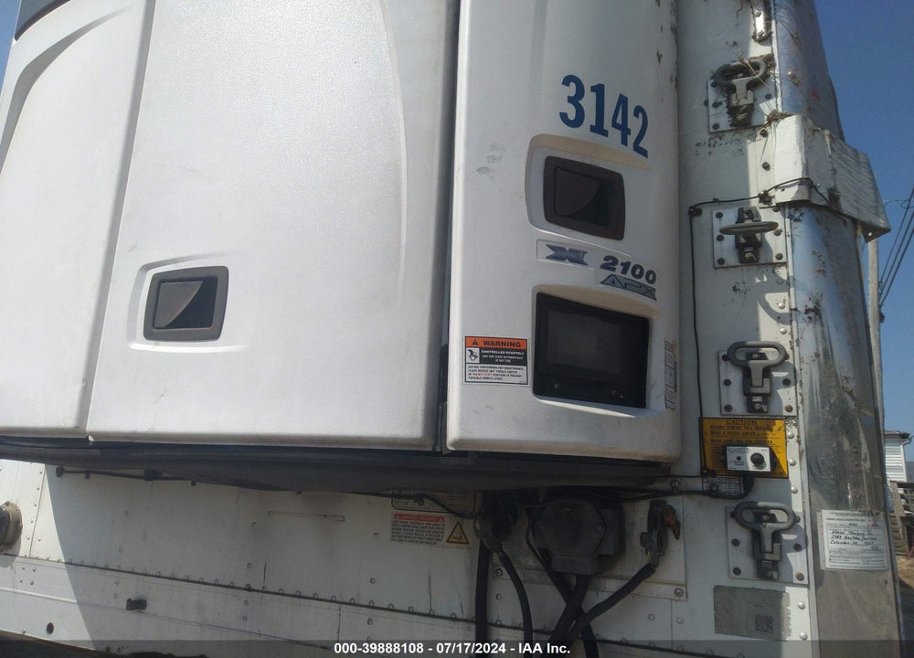 2015 UTILITY TRAILER MFG --- VIN: 1UYVS2539FM252301