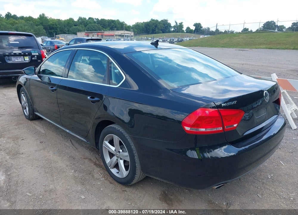 2012 VOLKSWAGEN PASSAT 2.5L SE VIN: 1VWBP7A36CC027712