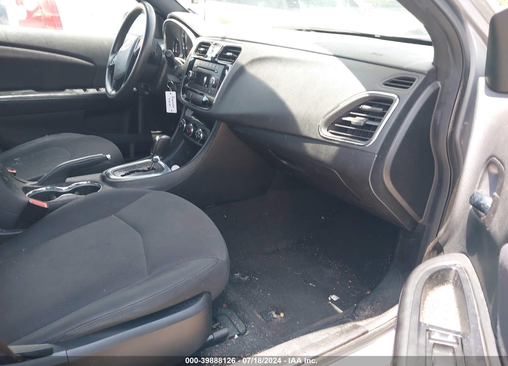 2014 CHRYSLER 200 LX VIN: 1C3CCBAB9EN124928