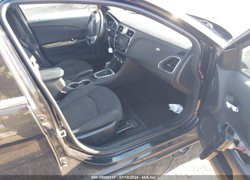2012 CHRYSLER 200 TOURING VIN: 1C3CCBBG3CN297819