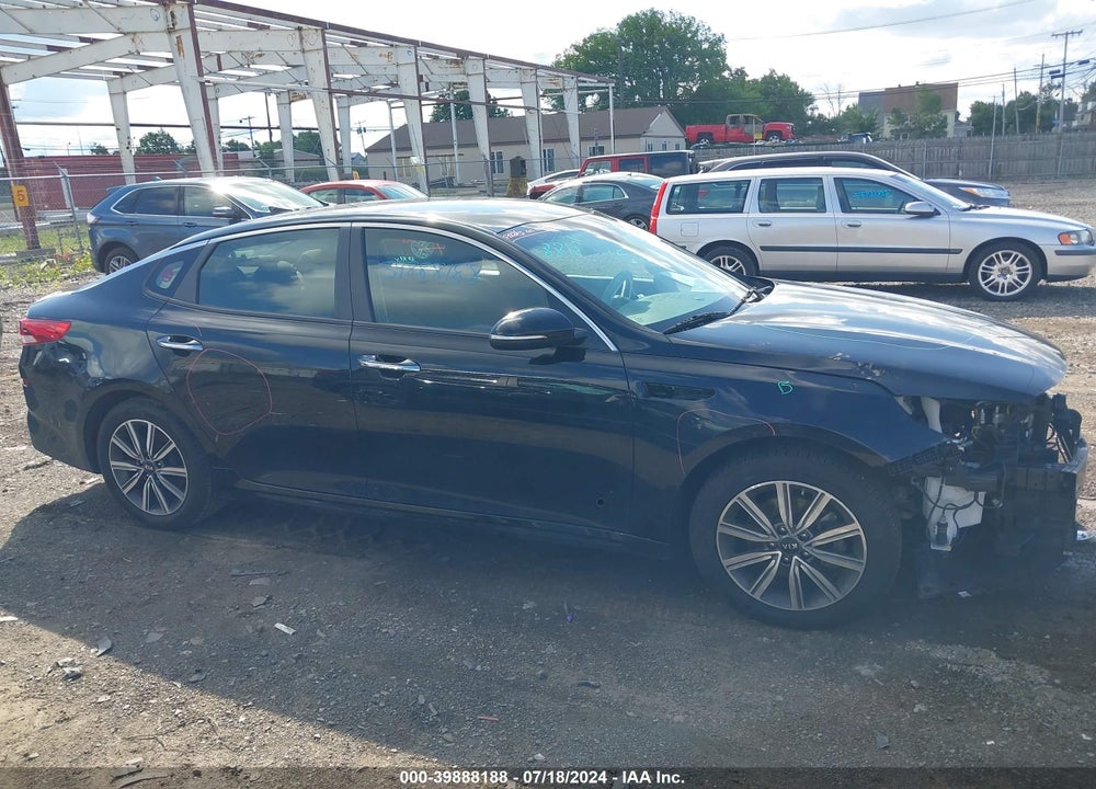 2019 KIA OPTIMA VIN: 5XXGT4L38KG356281