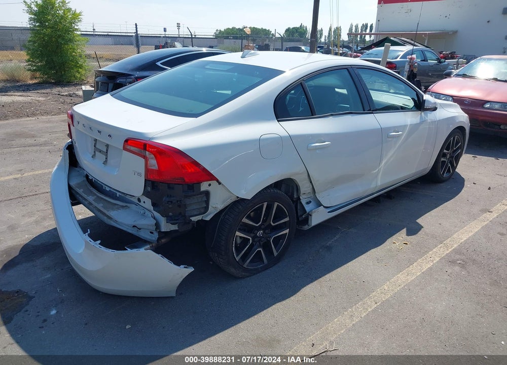 2017 VOLVO S60 T5 DYNAMIC VIN: YV126MFL1H2421560
