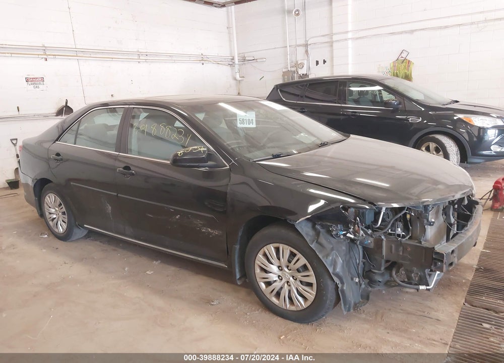 2014 TOYOTA CAMRY LE VIN: 4T4BF1FK4ER428564