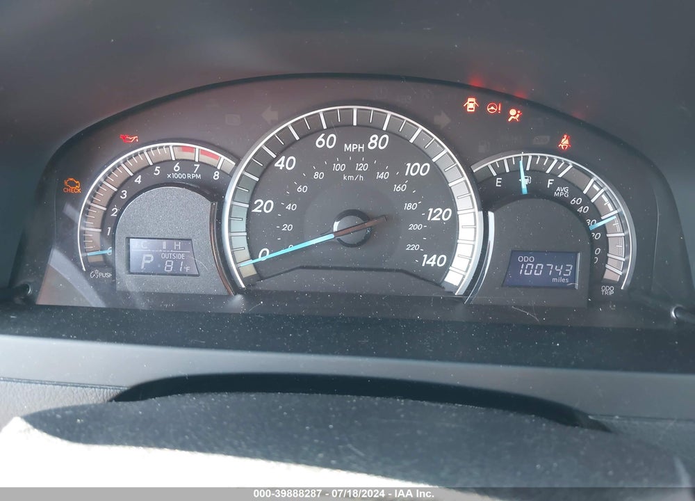 2014 TOYOTA CAMRY SE VIN: 4T1BF1FK2EU410011