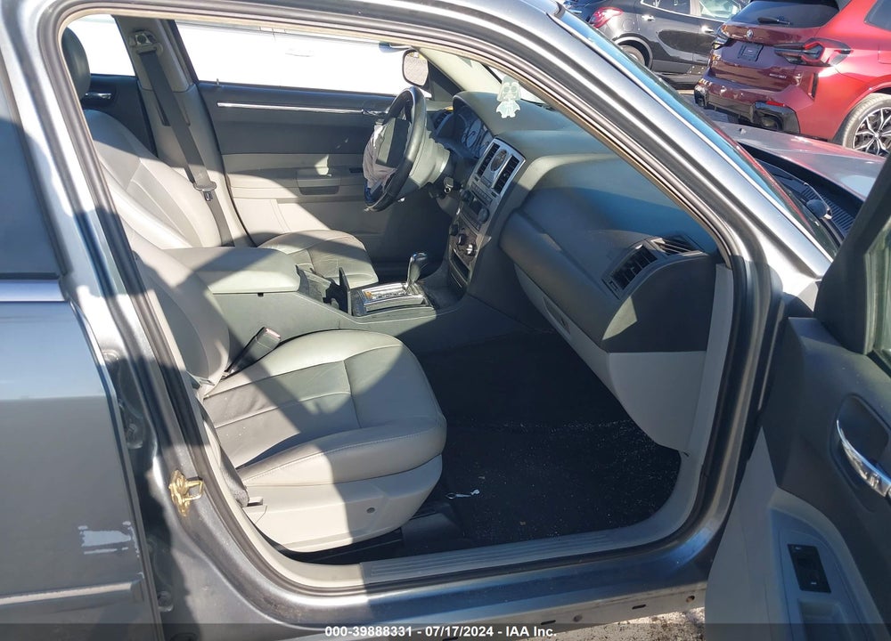 2006 CHRYSLER 300 TOURING VIN: 2C3KA53G56H230170
