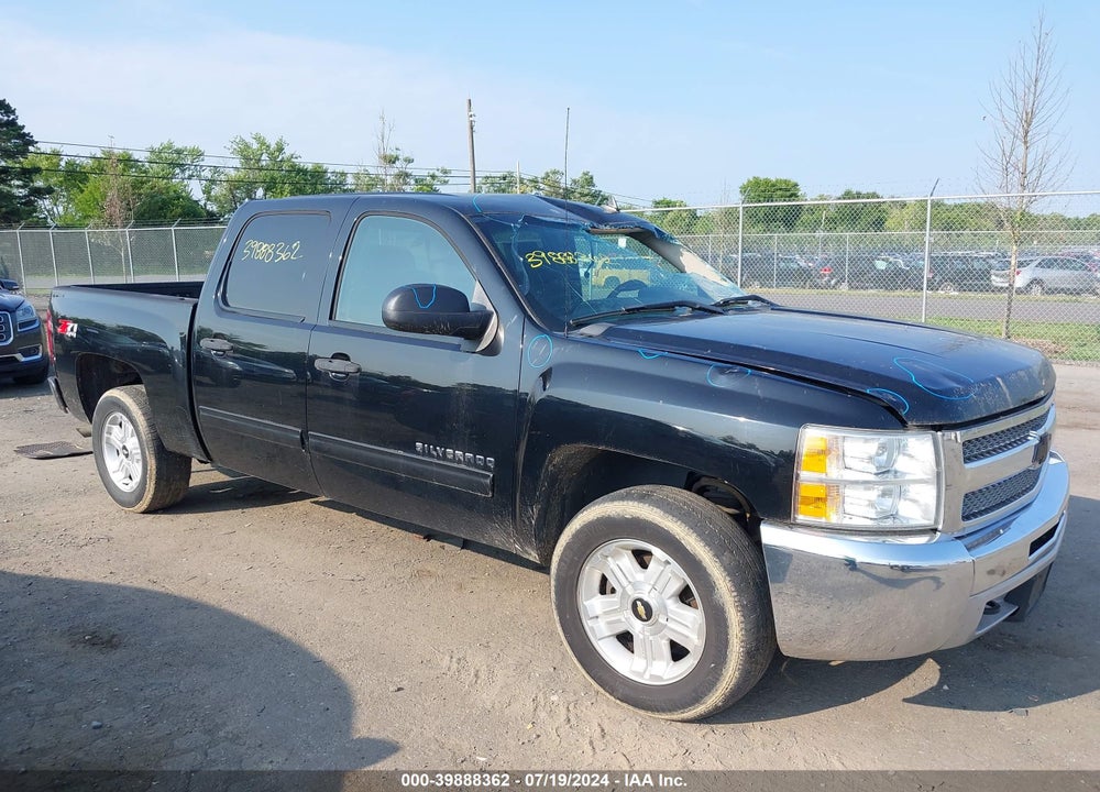 2013 CHEVROLET SILVERADO 1500 LT VIN: 3GCPKSE75DG174304