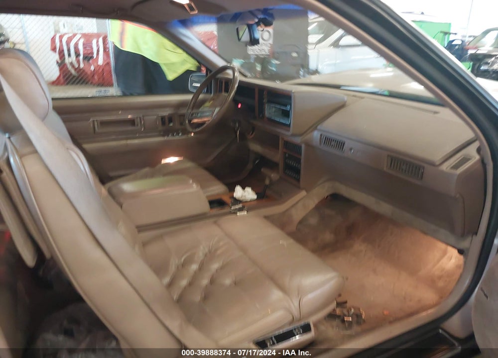 1988 CADILLAC ELDORADO VIN: 1G6EL1156JU611578