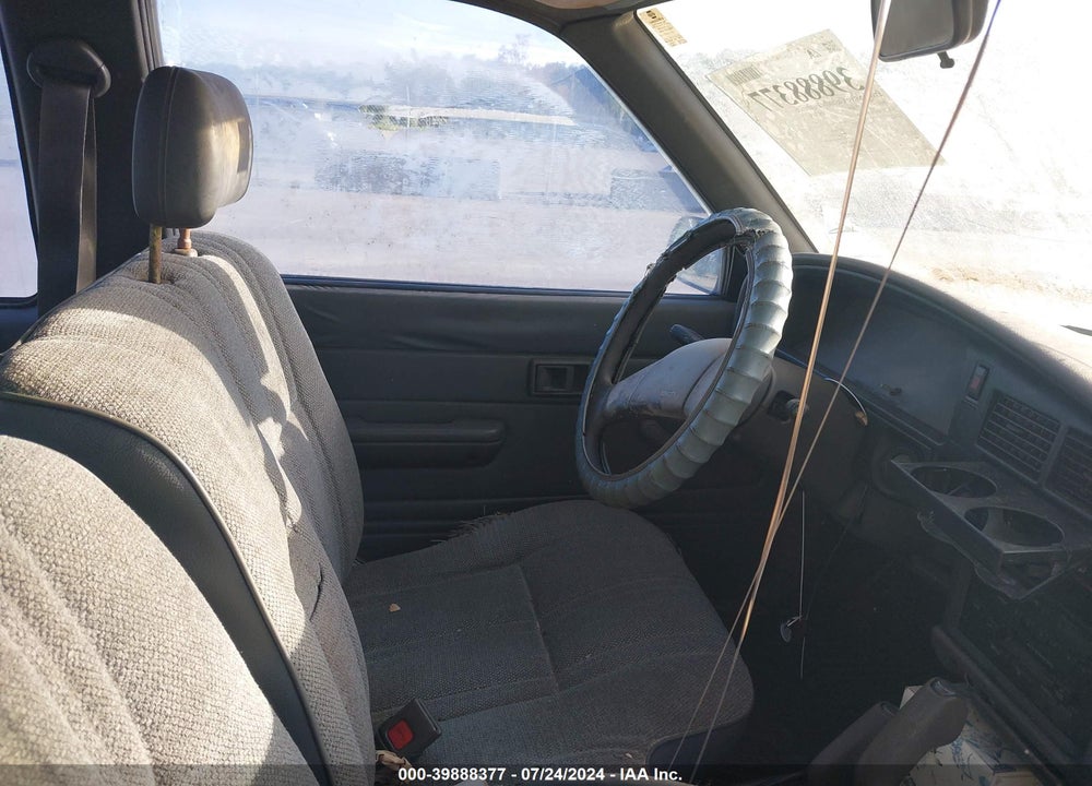 1989 TOYOTA PICKUP 1/2 TON EX LNG WHLBSE DLX VIN: JT4RN13P2K0003167