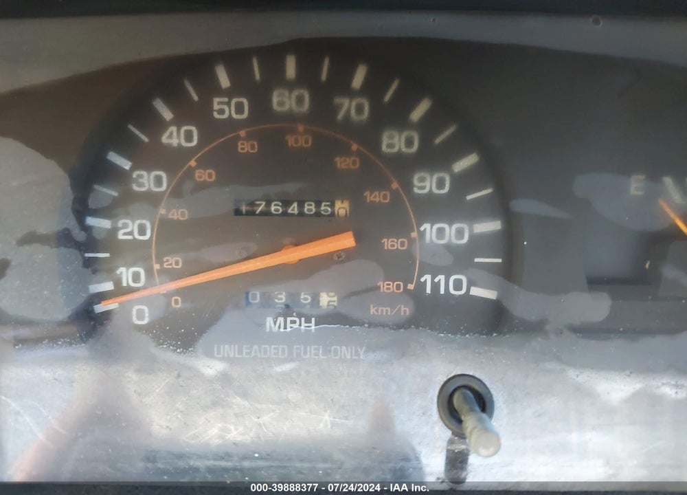 1989 TOYOTA PICKUP 1/2 TON EX LNG WHLBSE DLX VIN: JT4RN13P2K0003167