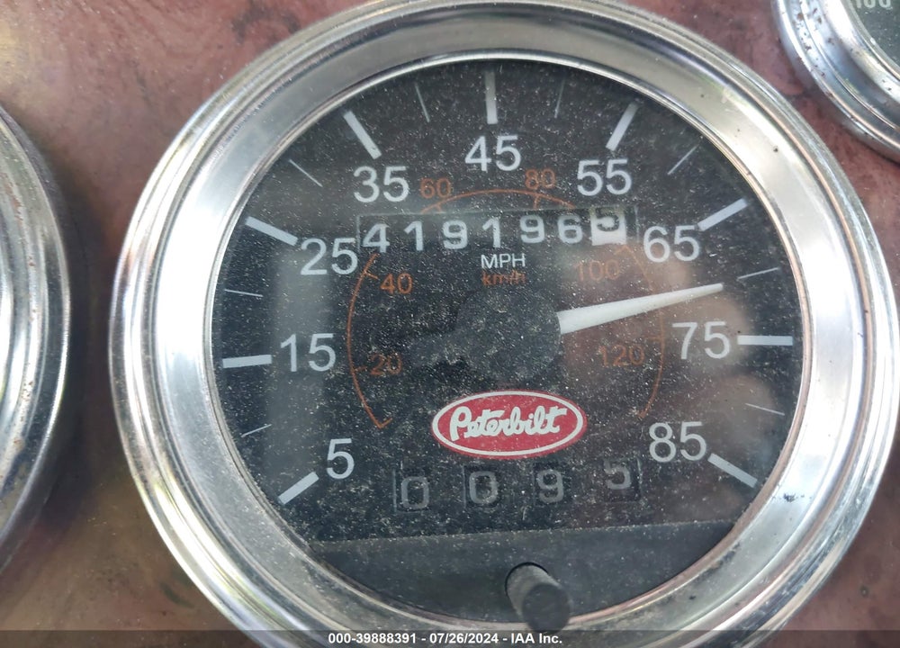 2005 PETERBILT 379 VIN: 1XP5DB9X85N853437