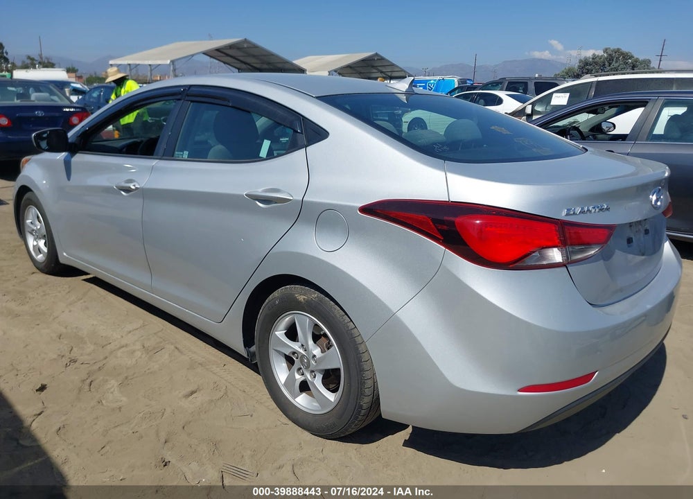 2015 HYUNDAI ELANTRA SE VIN: 5NPDH4AE0FH642595