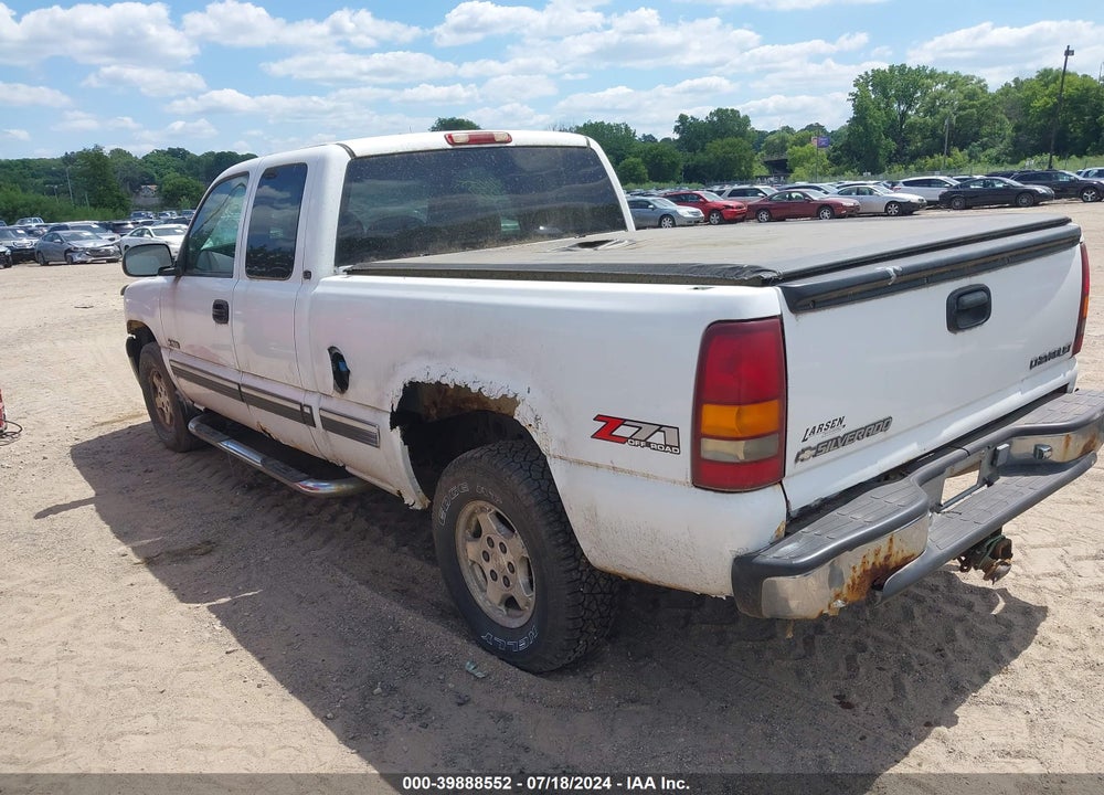 2000 CHEVROLET SILVERADO 1500 LS VIN: 1GCEK19T0YZ286989