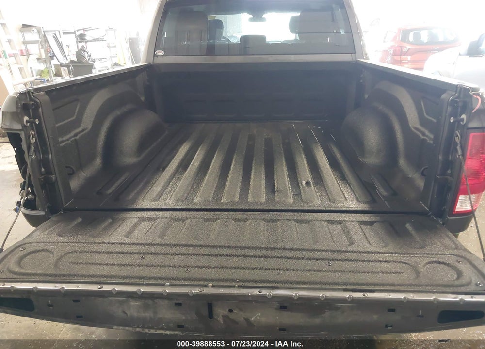 2017 RAM 1500 EXPRESS 4X4 5'7 BOX VIN: 3C6RR7KTXHG787745
