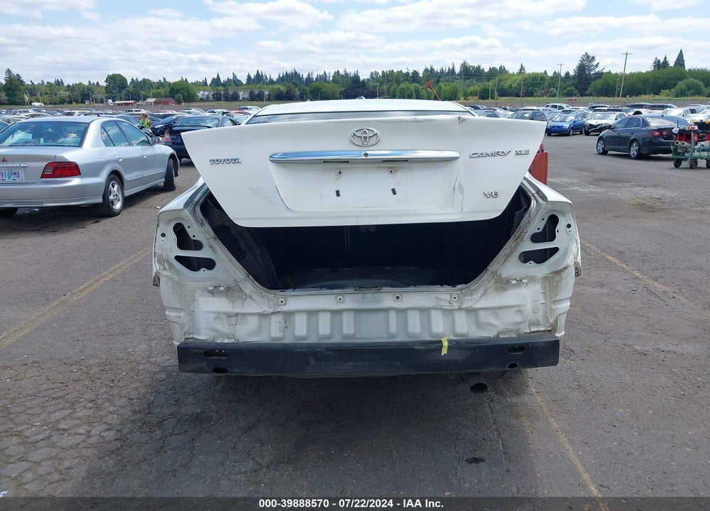 2006 TOYOTA CAMRY XLE V6 VIN: 4T1BF32KX6U626448