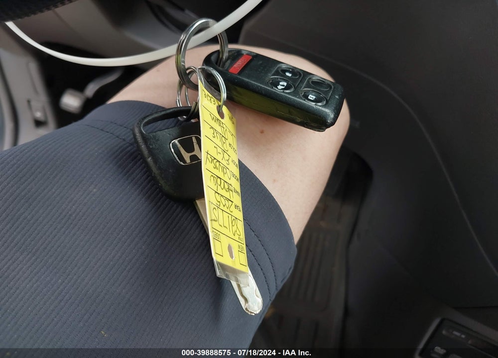 2005 HONDA ODYSSEY EX-L VIN: 5FNRL38765B116636