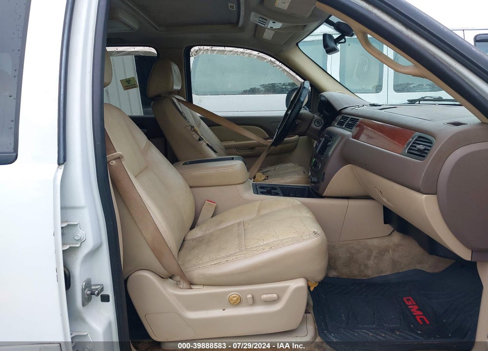 2007 GMC YUKON SLT VIN: 1GKFC13J57J113026